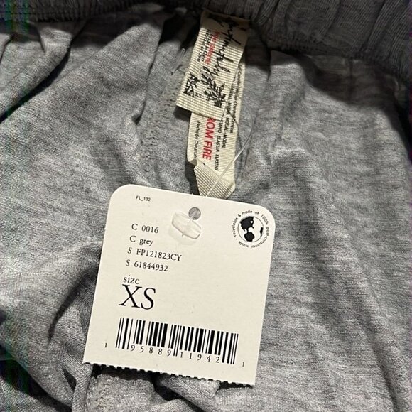 FREE People The Essential Heather Grey Ruffled Lounge Shorts Size XS - Picture 10 of 15